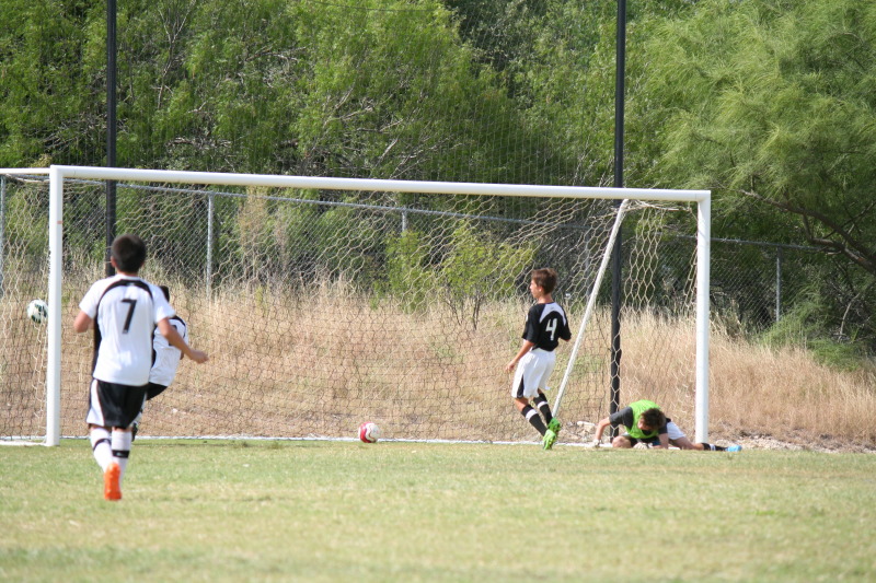 2014/08(August)/Soccer/800x600_2014-08-30-Chance-Soccer-112.JPG