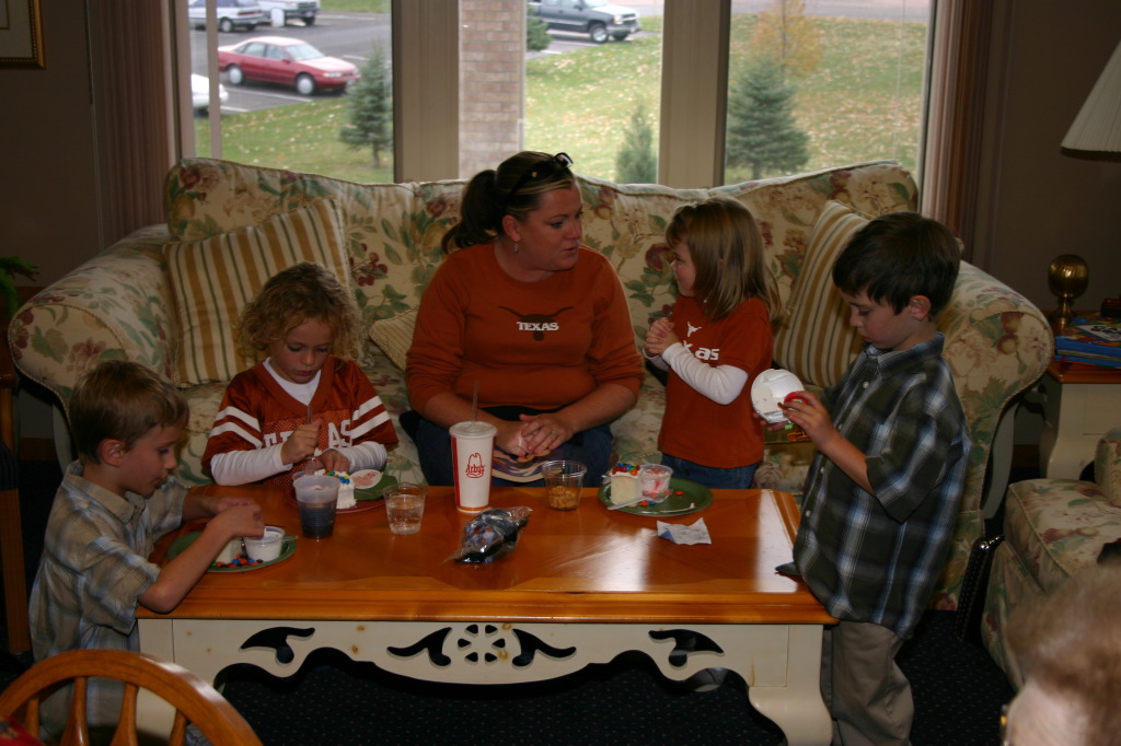 2005-11-05-Melvin-90th-bday-004-Chance-Vale-Katie-Kyla-Dax.JPG
