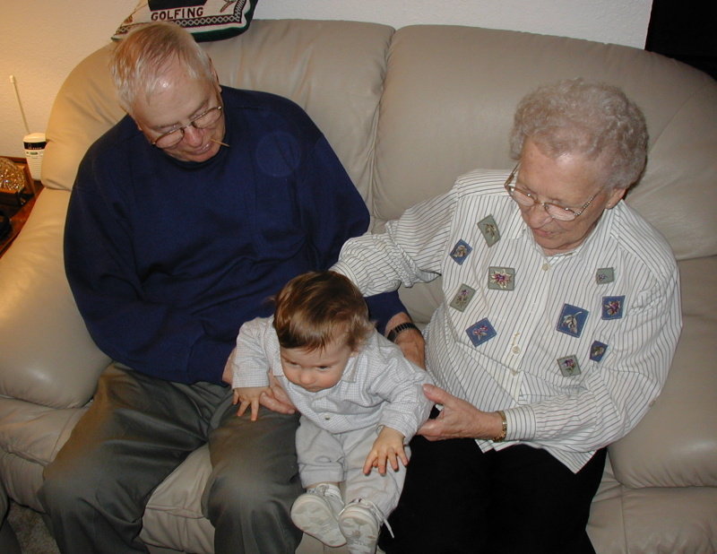 2014/Mary-Melvin/800x600_2002-02-20-28-Dax-Melvin-Mary.JPG