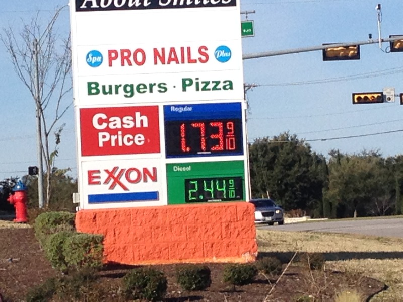 2015/01(January)/Misc/800x600_2015-01-06-Gas-getting-cheap.JPG