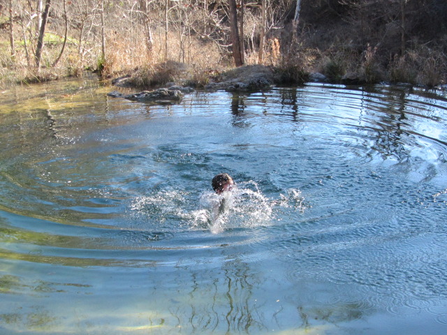 2015/02(February)/Troop214-Colorado-Bend-Philmont-prep/Pond-jump-sequences/640x480_2015-02-07-Colorado-Bend-Philmont-Prep-pond-jumping-088-Chance.JPG