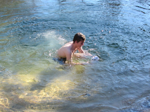 2015/02(February)/Troop214-Colorado-Bend-Philmont-prep/Pond-jump-sequences/640x480_2015-02-07-Colorado-Bend-Philmont-Prep-pond-jumping-147-Chance.JPG
