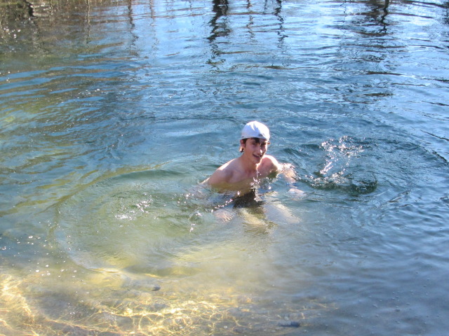 2015/02(February)/Troop214-Colorado-Bend-Philmont-prep/Pond-jump-sequences/640x480_2015-02-07-Colorado-Bend-Philmont-Prep-pond-jumping-182-Chance.JPG