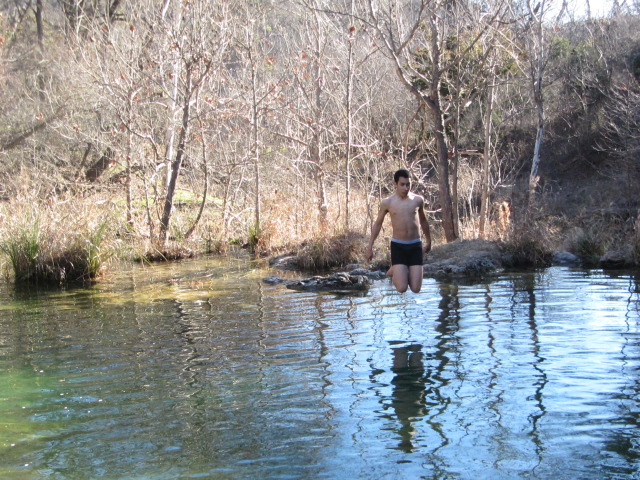 2015/02(February)/Troop214-Colorado-Bend-Philmont-prep/Pond-jump-sequences/640x480_2015-02-07-Colorado-Bend-Philmont-Prep-pond-jumping-206-Sebastian.JPG