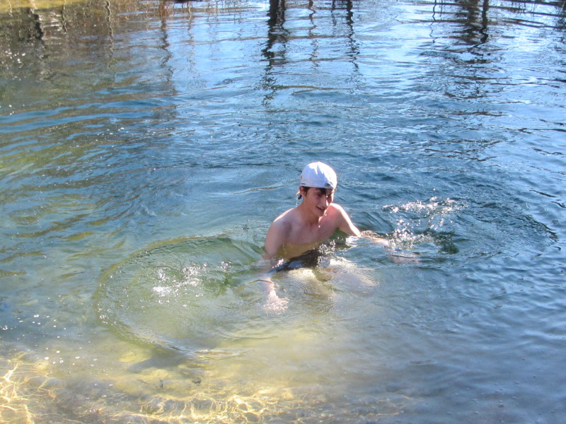2015/02(February)/Troop214-Colorado-Bend-Philmont-prep/Pond-jump-sequences/800x600_2015-02-07-Colorado-Bend-Philmont-Prep-pond-jumping-180-Chance.JPG