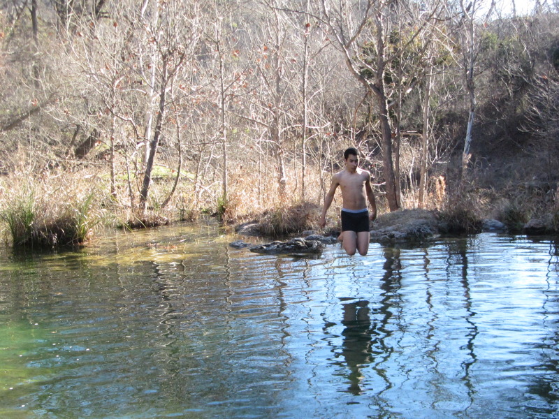 2015/02(February)/Troop214-Colorado-Bend-Philmont-prep/Pond-jump-sequences/800x600_2015-02-07-Colorado-Bend-Philmont-Prep-pond-jumping-206-Sebastian.JPG