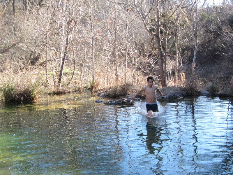 2015/02(February)/Troop214-Colorado-Bend-Philmont-prep/Pond-jump-sequences/800x600_2015-02-07-Colorado-Bend-Philmont-Prep-pond-jumping-207-Sebastian.JPG
