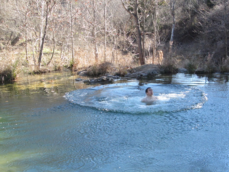 2015/02(February)/Troop214-Colorado-Bend-Philmont-prep/Pond-jump-sequences/800x600_2015-02-07-Colorado-Bend-Philmont-Prep-pond-jumping-223-Sebastian.JPG