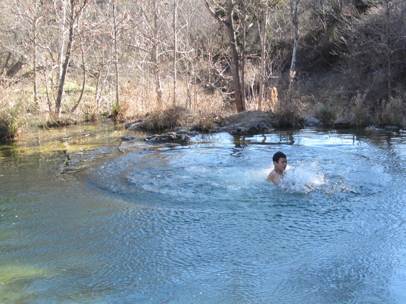 2015/02(February)/Troop214-Colorado-Bend-Philmont-prep/Pond-jump-sequences/800x600_2015-02-07-Colorado-Bend-Philmont-Prep-pond-jumping-230-Sebastian.JPG