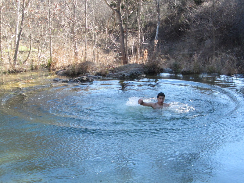 2015/02(February)/Troop214-Colorado-Bend-Philmont-prep/Pond-jump-sequences/800x600_2015-02-07-Colorado-Bend-Philmont-Prep-pond-jumping-238-Sebastian.JPG