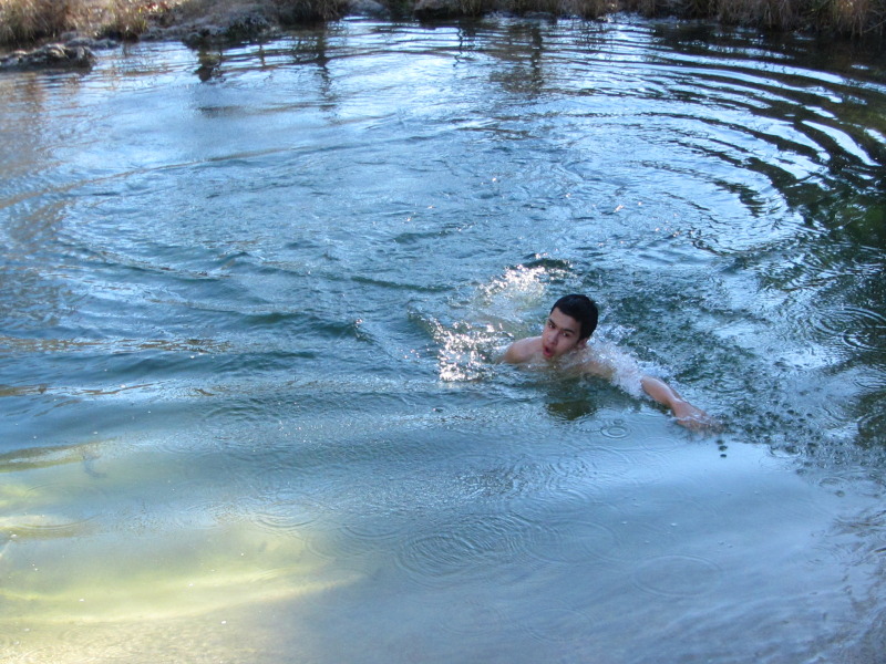 2015/02(February)/Troop214-Colorado-Bend-Philmont-prep/Pond-jump-sequences/800x600_2015-02-07-Colorado-Bend-Philmont-Prep-pond-jumping-286-Sebastian.JPG