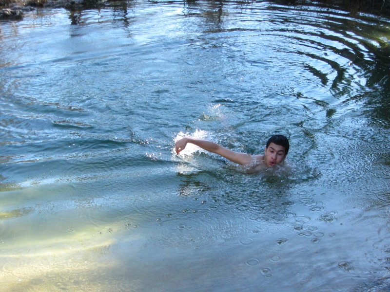 2015/02(February)/Troop214-Colorado-Bend-Philmont-prep/Pond-jump-sequences/800x600_2015-02-07-Colorado-Bend-Philmont-Prep-pond-jumping-290-Sebastian.JPG