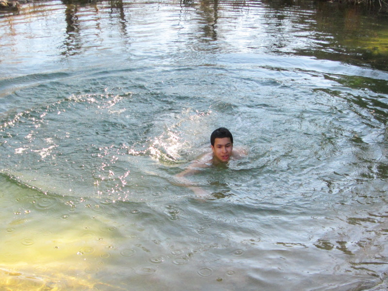 2015/02(February)/Troop214-Colorado-Bend-Philmont-prep/Pond-jump-sequences/800x600_2015-02-07-Colorado-Bend-Philmont-Prep-pond-jumping-317-Sebastian.JPG