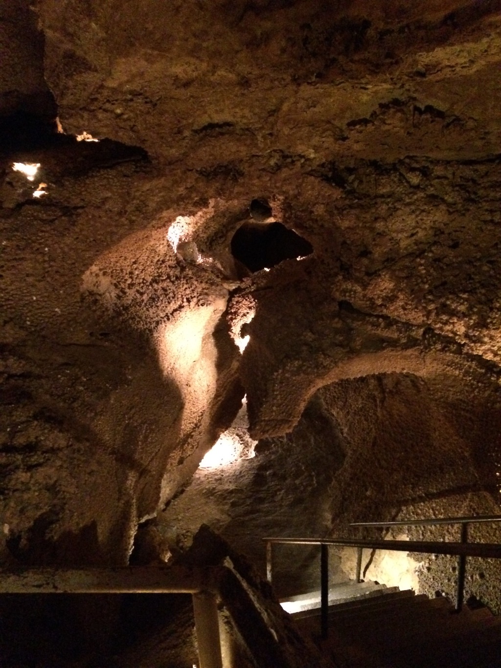 2015/02(February)/Troop214-Davis-Mountains/1024x768_2015-02-14-Troop214-Davis-Mountains-021-Cave.JPG