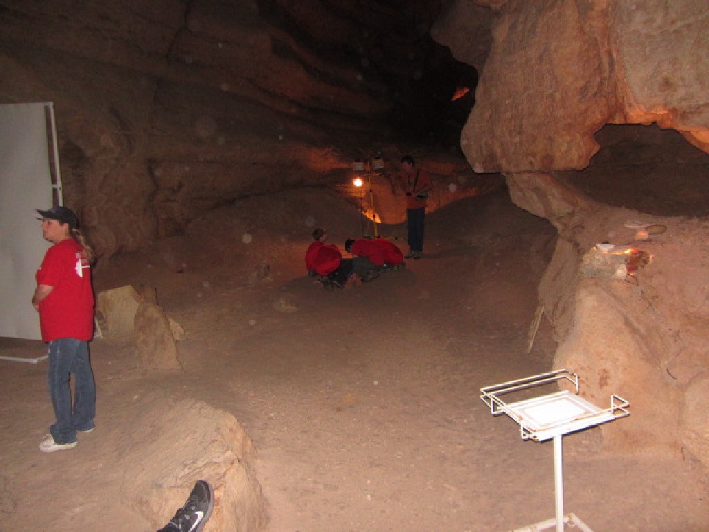 2015/02(February)/Troop214-Davis-Mountains/1024x768_2015-02-14-Troop214-Davis-Mountains-029-Cave.JPG