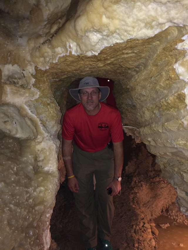 2015/02(February)/Troop214-Davis-Mountains/640x480_2015-02-14-Troop214-Davis-Mountains-078-Cave-Travis.JPG