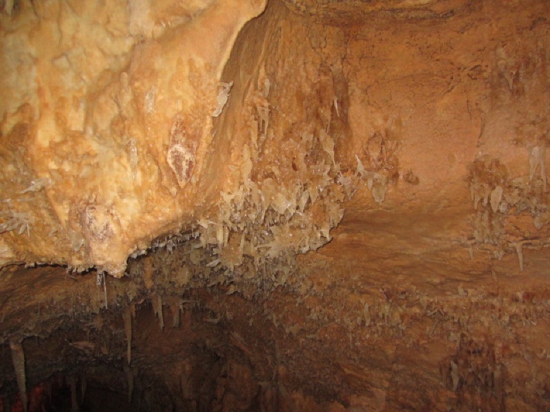 2015/02(February)/Troop214-Davis-Mountains/800x600_2015-02-14-Troop214-Davis-Mountains-094-Cave.JPG