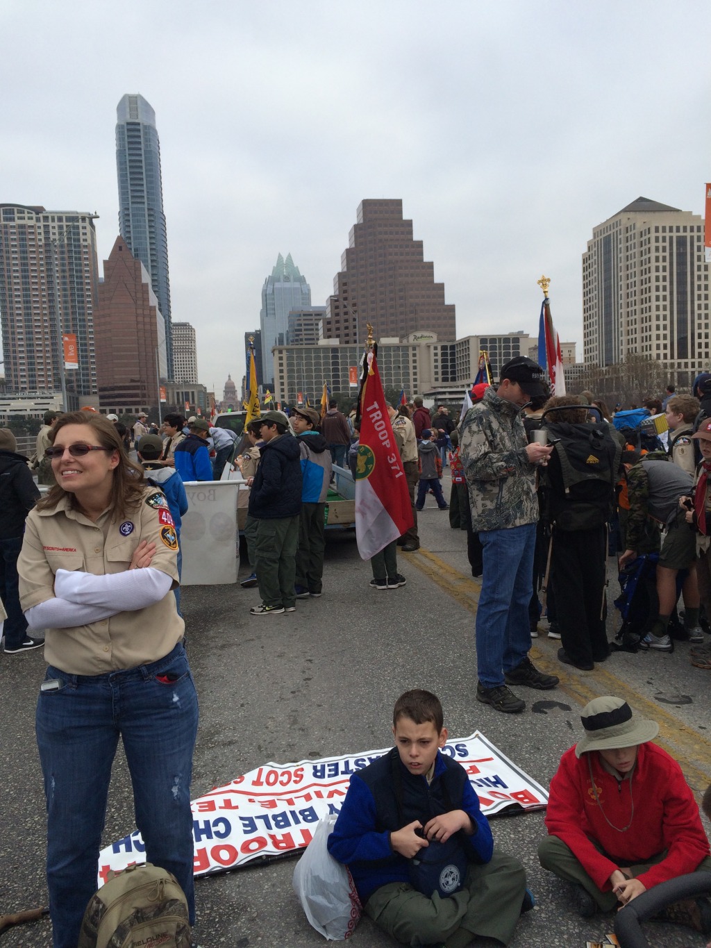 2015/02(February)/Troop214-Report-to-State/1024x768_2015-02-07-Troop214-Report-to-State-Parade-03.JPG