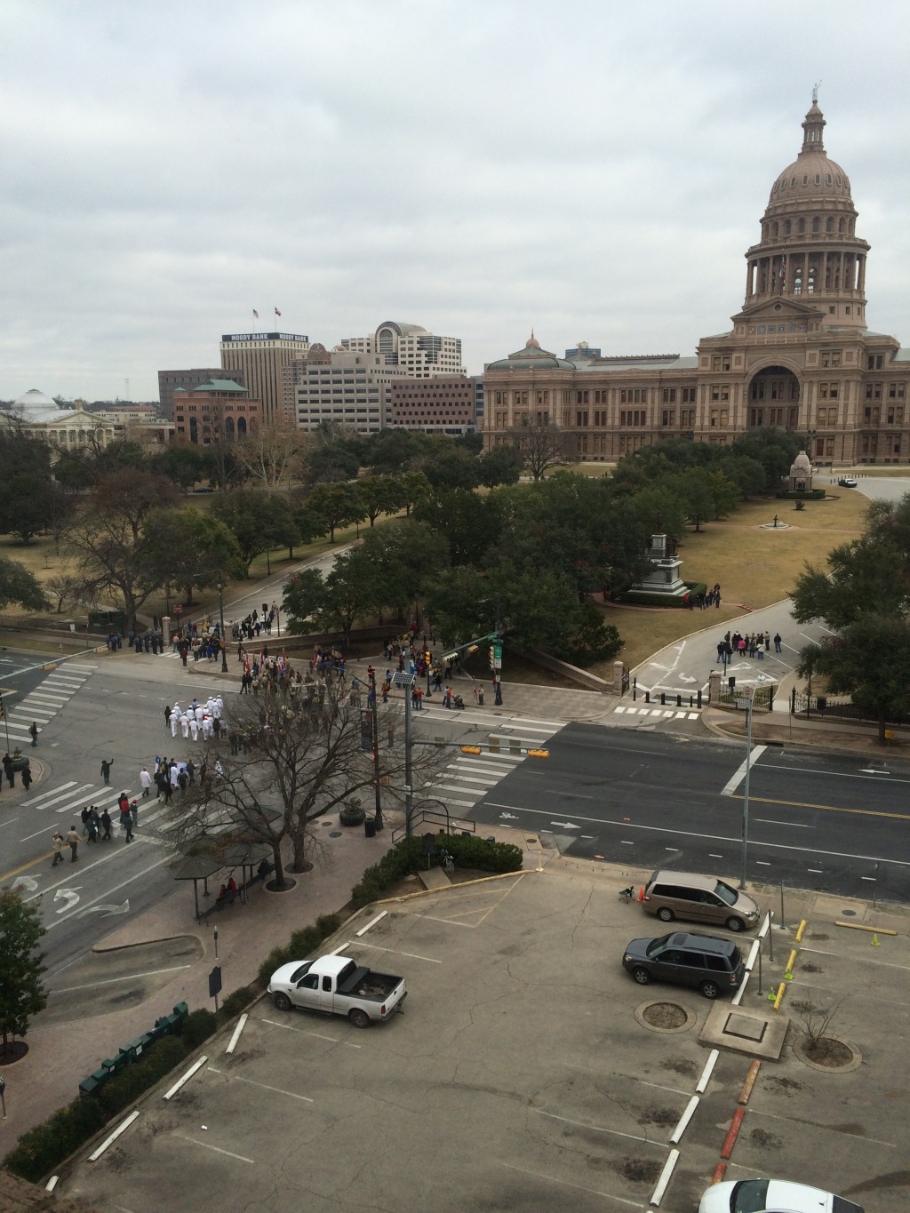 2015/02(February)/Troop214-Report-to-State/1024x768_2015-02-07-Troop214-Report-to-State-Parade-11.JPG