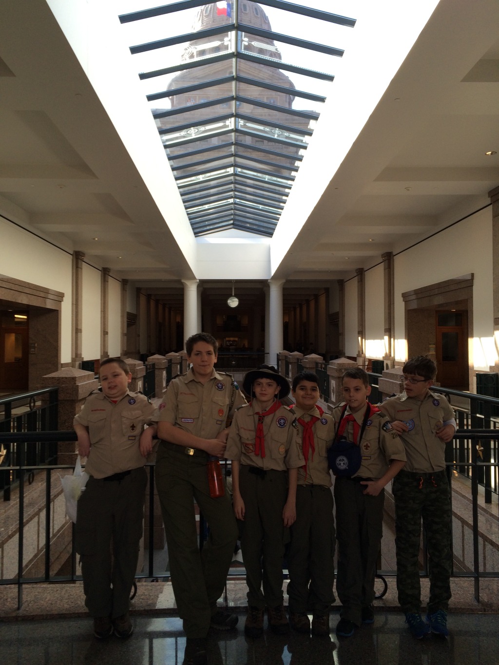 2015/02(February)/Troop214-Report-to-State/1024x768_2015-02-07-Troop214-Report-to-State-Parade-30-Zach-Case-ConnorM-Anaken-Aiden-ConnorH.JPG