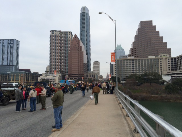 2015/02(February)/Troop214-Report-to-State/2015-02-07-Troop214-Report-to-State-Parade-01.JPG