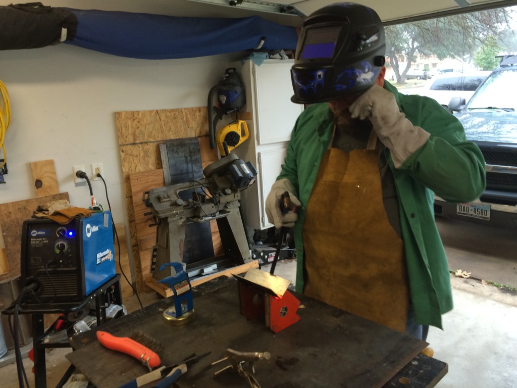 2015/02(February)/Troop214-Welding/1024x768_2015-02-22-Troop214-Welding-04-Shane-Travis.JPG