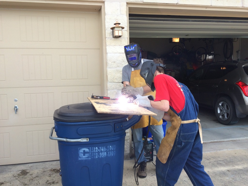 2015/02(February)/Troop214-Welding/1024x768_2015-03-13-Troop214-Welding-07-Travis-Chance.JPG