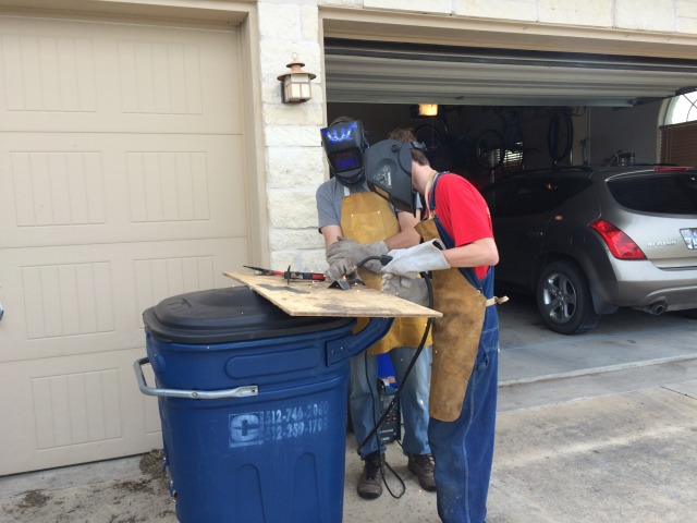 2015/02(February)/Troop214-Welding/640x480_2015-03-13-Troop214-Welding-04-Travis-Chance.JPG