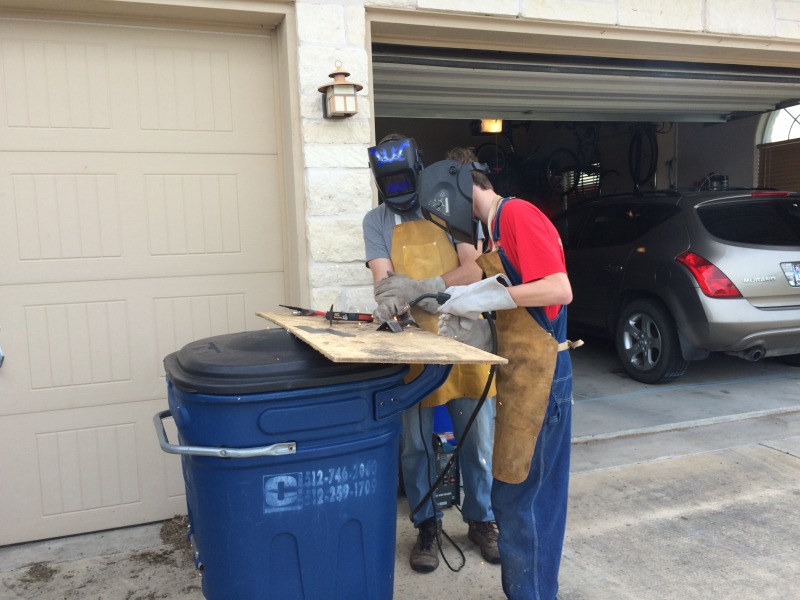 2015/02(February)/Troop214-Welding/800x600_2015-03-13-Troop214-Welding-04-Travis-Chance.JPG