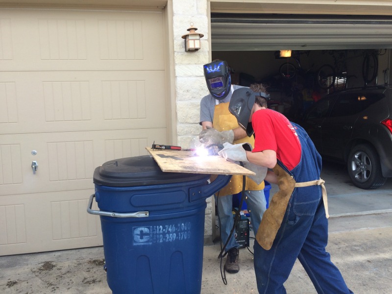 2015/02(February)/Troop214-Welding/800x600_2015-03-13-Troop214-Welding-06-Travis-Chance.JPG