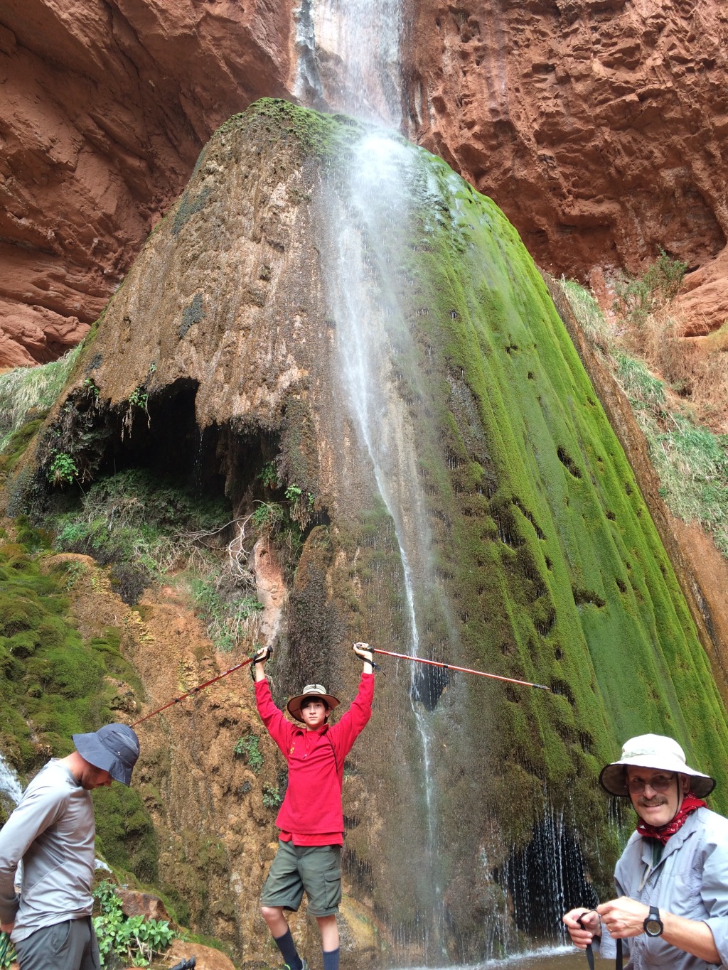 2015/03(March)/Grand-Canyon/1024x768_2015-03-17-Grand-Canyon-36-Ribbon-Falls-Connor-Dax-Carl.jpg