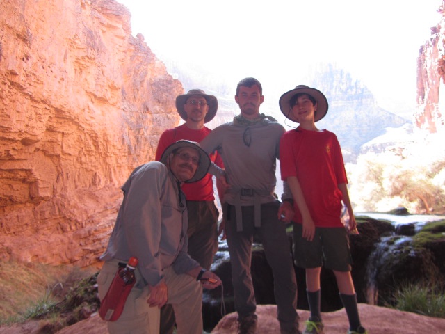 2015/03(March)/Grand-Canyon/4star/640x480_2015-03-17-Grand-Canyon-4star-23-Ribbon-Falls-Travis-Dax-Connor-Carl.jpg