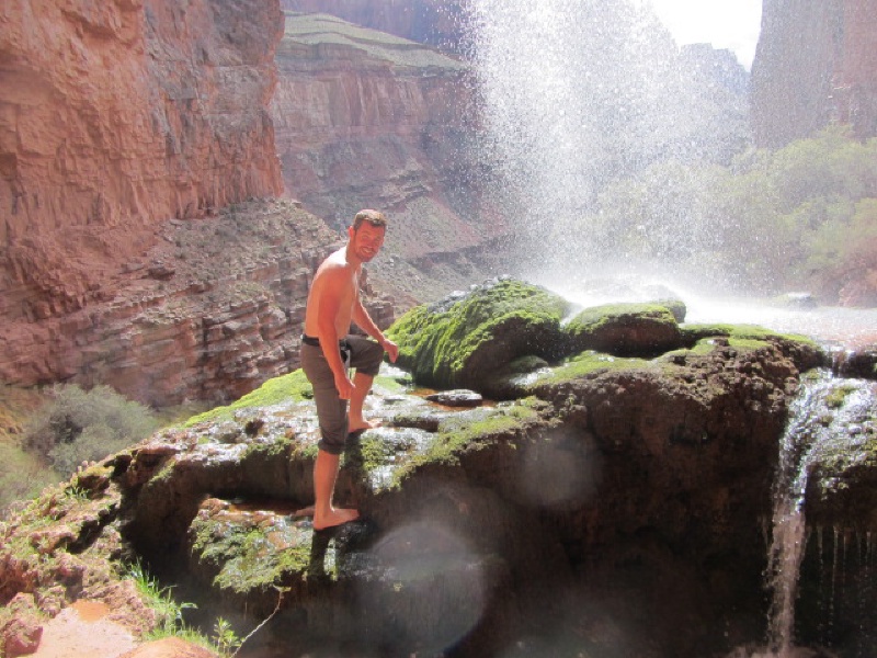 2015/03(March)/Grand-Canyon/800x600_2015-03-17-Grand-Canyon-34-Ribbon-Falls-Connor.jpg