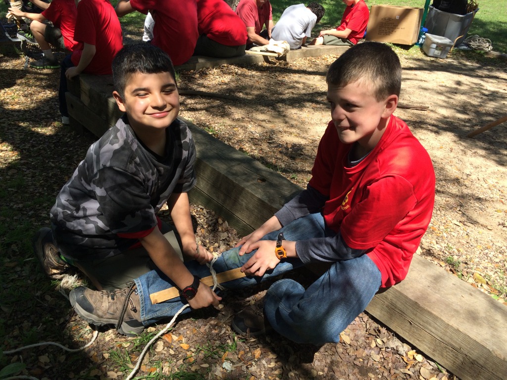 2015/03(March)/Troop214-Lake-Georgetown/1024x768_2015-03-28-Troop214-Lake-Georgetown-First-Aid-03-Anaken-Davis.JPG