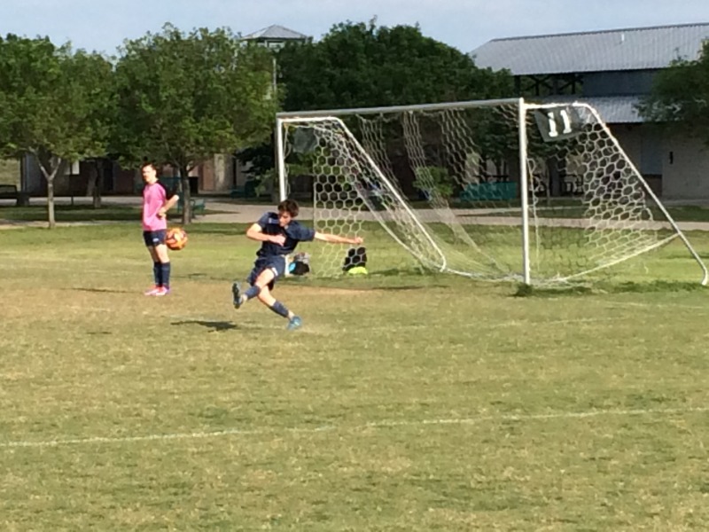 2015/04(April)/Chance-Soccer/800x600_2015-04-21-Chance-Soccer-4.JPG