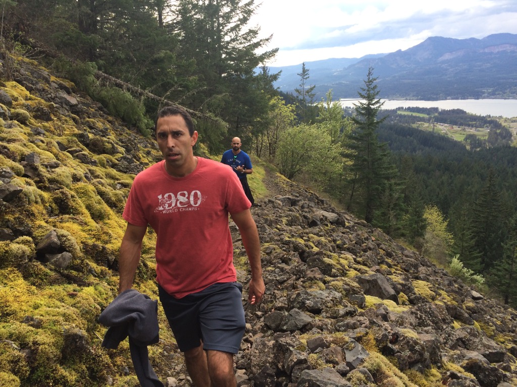 2015/04(April)/ERM-Portland-OR/1024x768_2015-04-09-ERM-Portland-26-PCT-Mark-Jonathan-at-nearly-10-miles.JPG