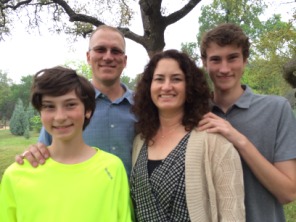 2015-04-05-Easter-096-Dax-Travis-Suzi-Chance.JPG