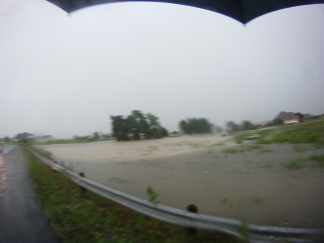 2015/05(May)/2015-05-25-Memorial-Day-Flood-Hutto/640x480_2015-05-25-Memorial-Day-Flood-10.JPG