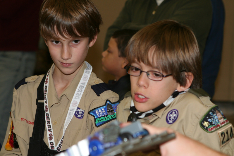 2015/05(May)/2015-05-Chance-Eagle-Court-of-Honor-5-Star/800x600_2010-01-16-Pack409-Pinewood-Derby-021-Chance-Jack.jpg