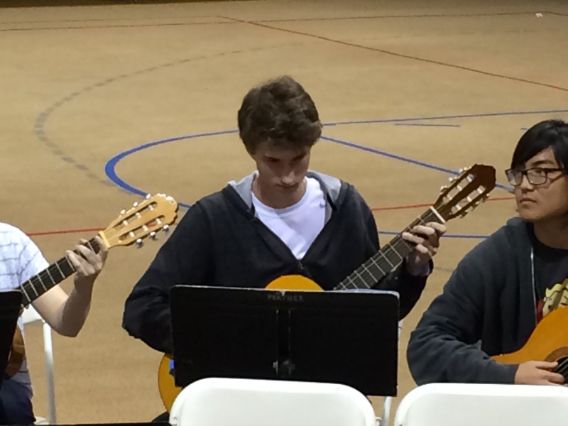 2015/05(May)/Chance-Guitar-recital/800x600_2015-05-08-Chance-Guitar-recital-05-Emily.JPG