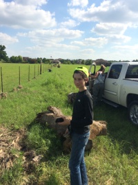 2015/05(May)/Helping-Neighbors-after-flood/2015-06-03-Helping-neighbors-after-Memorial-Day-Flood-01-Dax.JPG