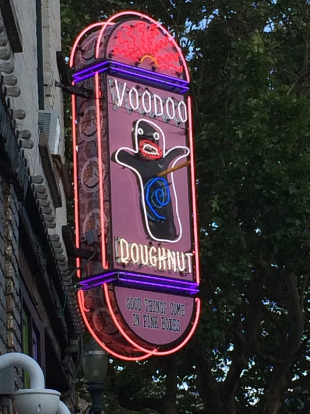 2015-06-15-ERM-WallaWalla-WA-18-VooDoo-Doughnuts-in-Portland.JPG