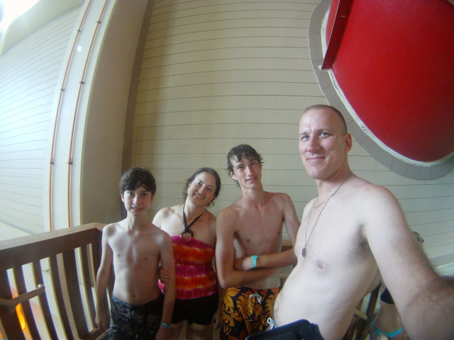 2015/06(June)/Great-Wolf-Lodge/640x480_2015-06-25-Great-Wolf-Lodge-26-Dax-Suzi-Chance-Travis.JPG