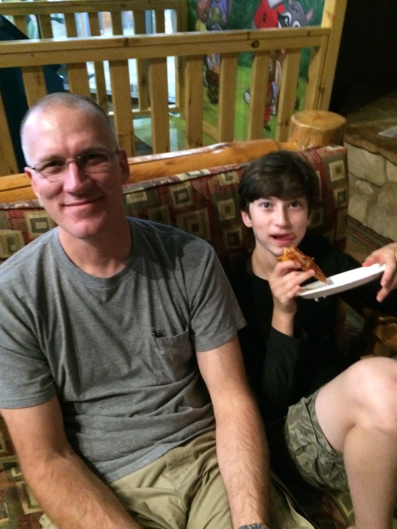 2015/06(June)/Great-Wolf-Lodge/800x600_2015-06-25-Great-Wolf-Lodge-12-Travis-Dax.JPG