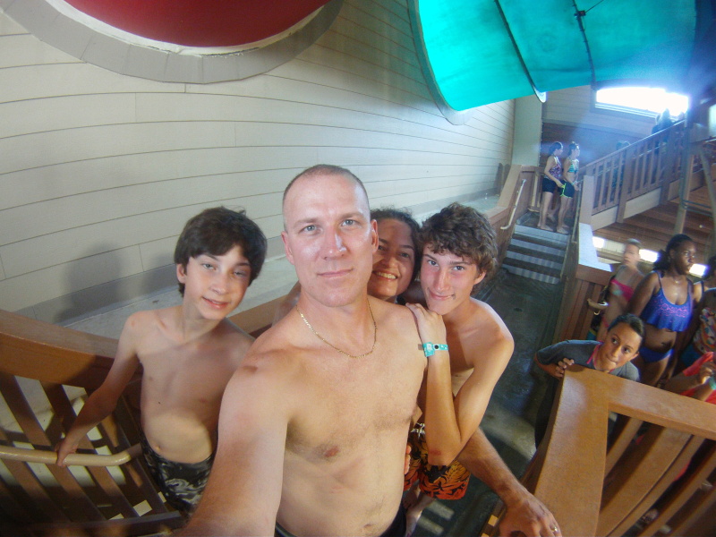 2015/06(June)/Great-Wolf-Lodge/800x600_2015-06-25-Great-Wolf-Lodge-19-Dax-Travis-Suzi-Chance.JPG