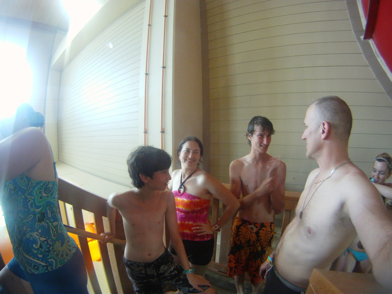 2015/06(June)/Great-Wolf-Lodge/800x600_2015-06-25-Great-Wolf-Lodge-29-Dax-Suzi-Chance-Travis.JPG