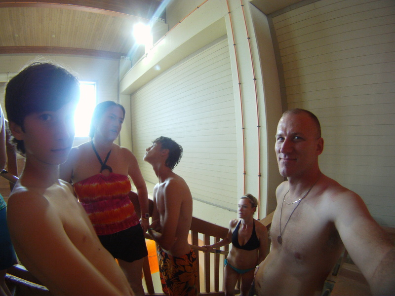 2015/06(June)/Great-Wolf-Lodge/800x600_2015-06-25-Great-Wolf-Lodge-31-Dax-Suzi-Chance-Travis.JPG