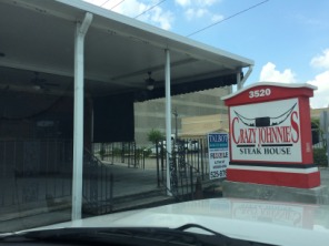 2015-06-08-New-Orleans-01-closed-Crazy-Johnnies.JPG