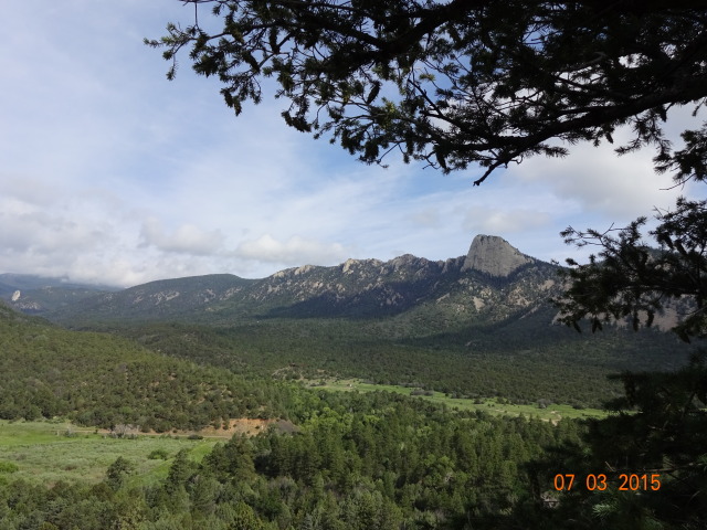 2015/07(July)/Philmont-630e-Crew-8787-Troop214/4star/640x480_2015-07-03-Philmont-4star-15-Tooth-of-Time-Landscape.JPG