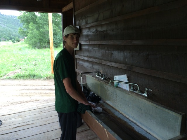 2015-07-09-Philmont-4star-05-Chance-washing-clothes.JPG